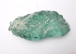 珠光溢彩，匠心獨運——淄博珠源玻璃工藝品廠優質彩色玻璃塊批發